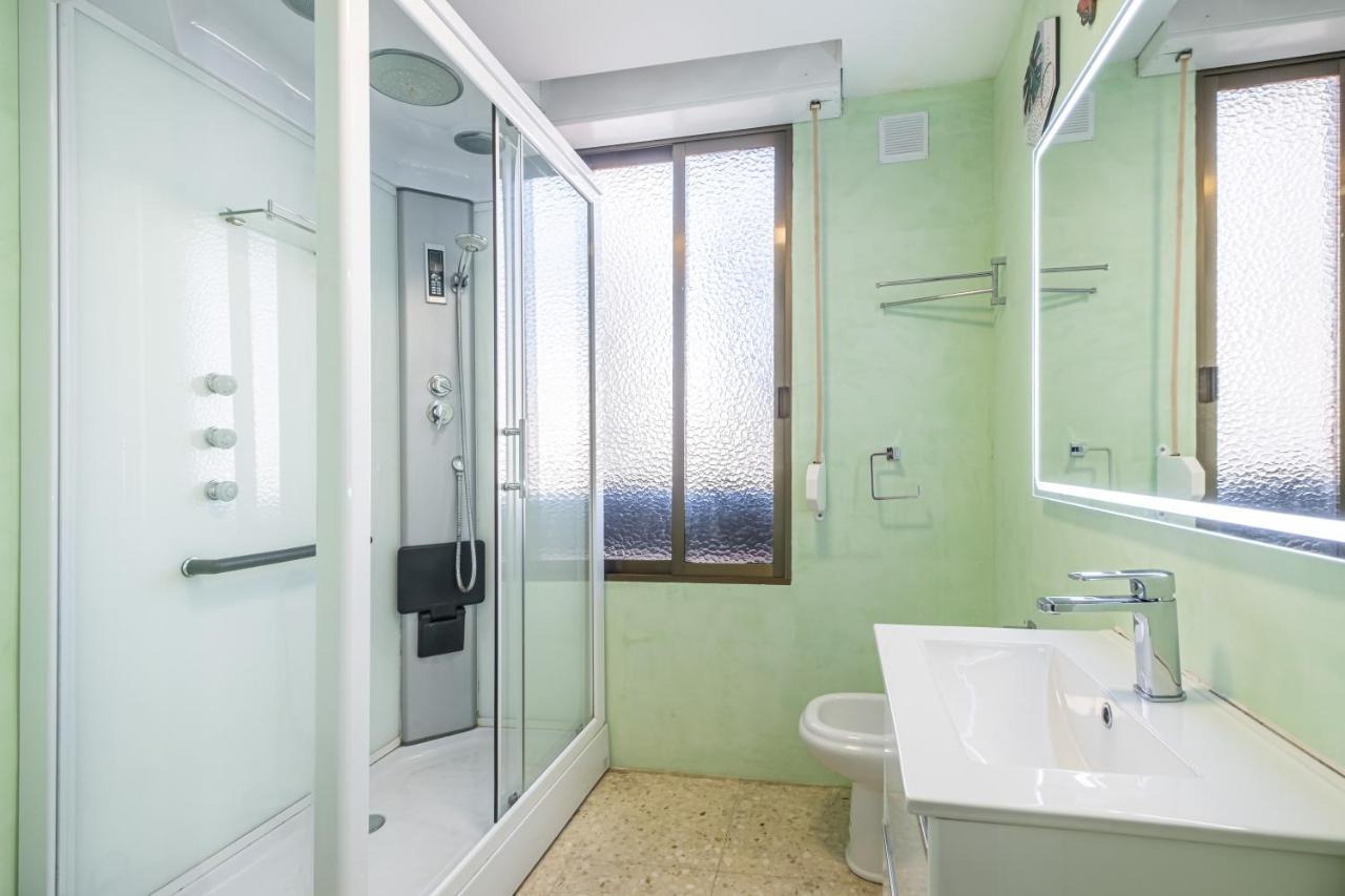 Apartmán Lux Center 5-D Benidorm Exteriér fotografie